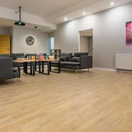 Jacuzzi Party & Event Space Up To 40 Апартаменты *