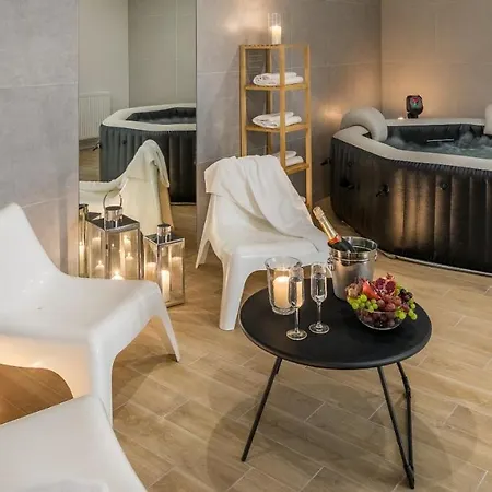 Appartement Jacuzzi Party & Event Space Up To 40 *