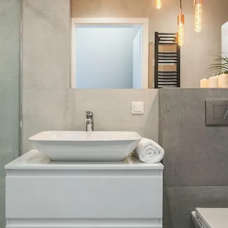 Apartamento Jacuzzi Party & Event Space Up To 40 *